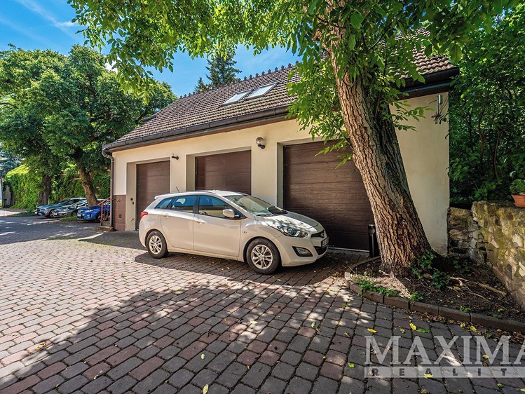Комерційне приміщення на продаж, 250 м² (25 з 29)
