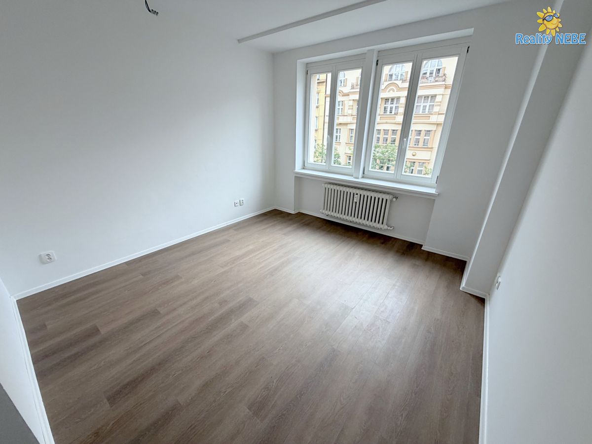 Pronájem bytu 2+kk 60 m² – fotografie 4