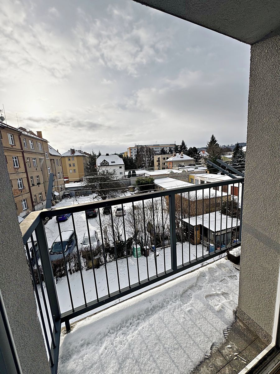 Pronájem bytu 2+1 61 m² – fotografie 3
