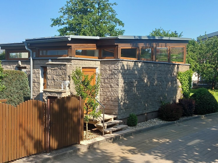 Pronájem komerčního prostoru, 74 m² (1 z 5)