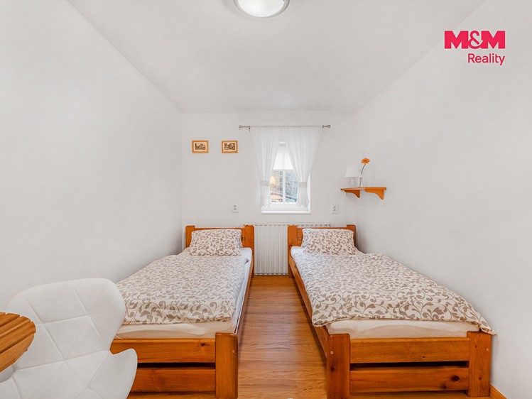 Prodej komerčního prostoru, 300 m² (19 z 30)