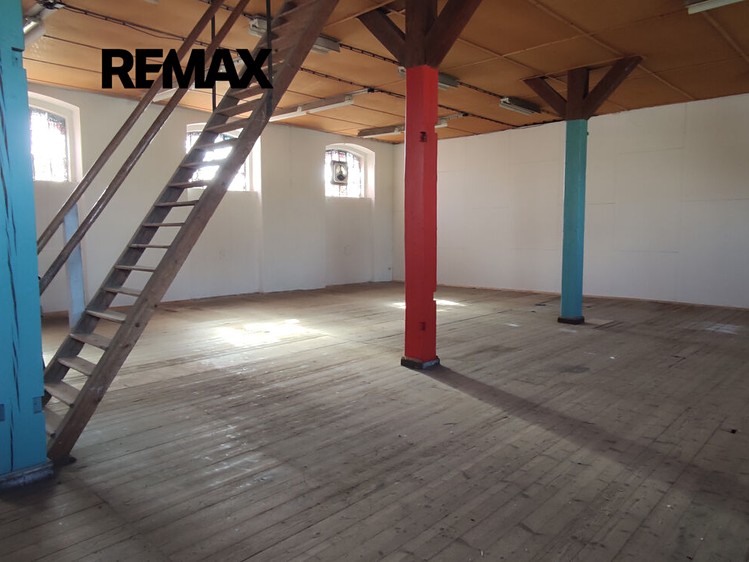 Комерційне приміщення в оренду, 400 000 м² (4 з 11)