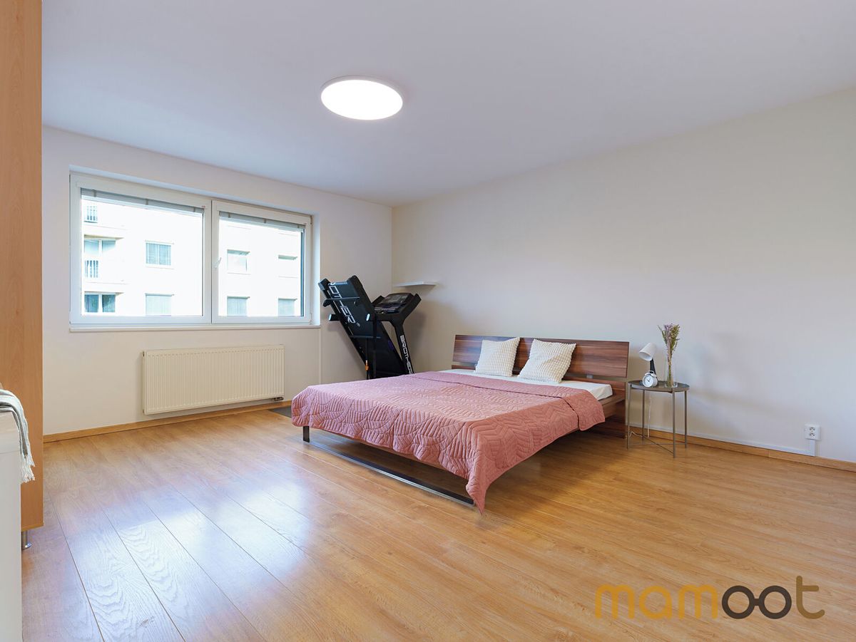 Pronájem bytu 2+kk 70 m² – fotografie 2