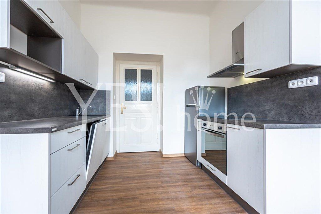 Pronájem bytu 2+kk 37 m² – fotografie 2