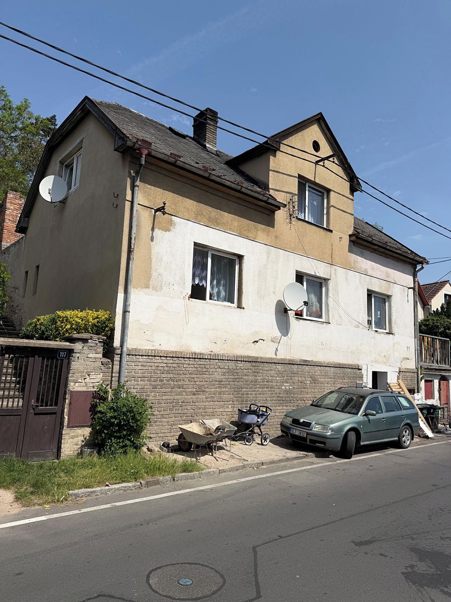 Prodej rodinného domu 140 m², pozemek 141 m² – fotografie 3