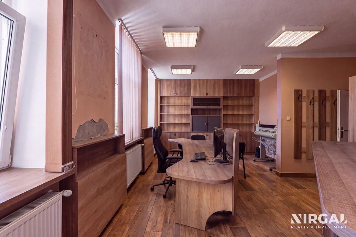 Prodej komerční nemovitosti 420 m² – fotografie 2