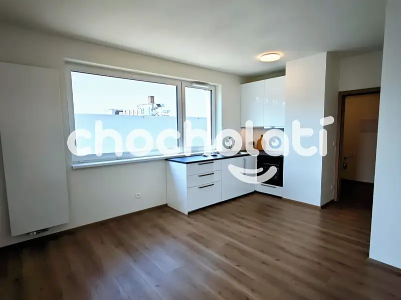 Pronájem bytu 1+kk 27 m², Pardubice – náhled fotky 2