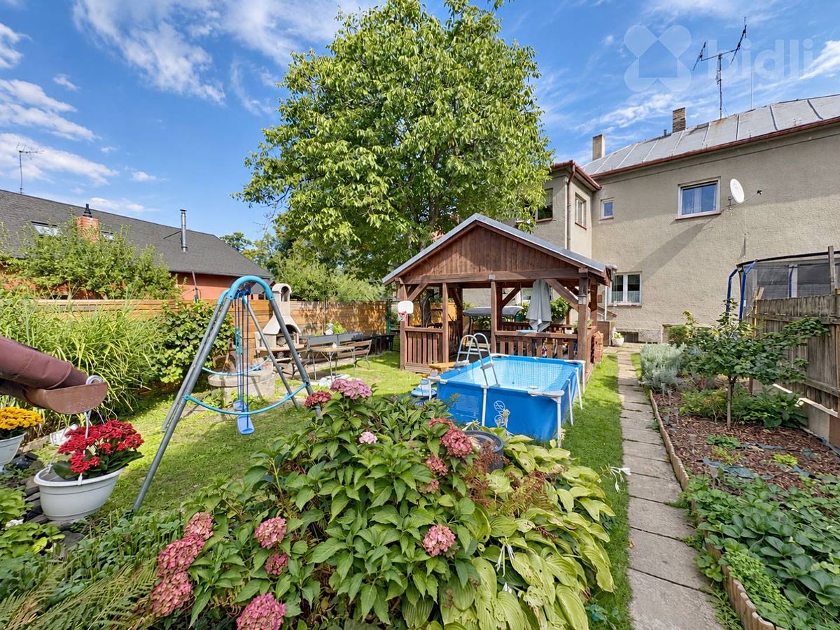 Prodej rodinného domu 200 m², pozemek 465 m²