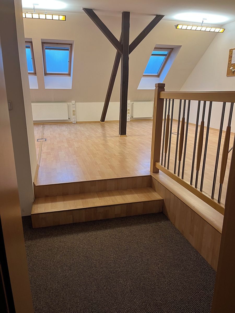 Pronájem kanceláře 136 m² – fotografie 3