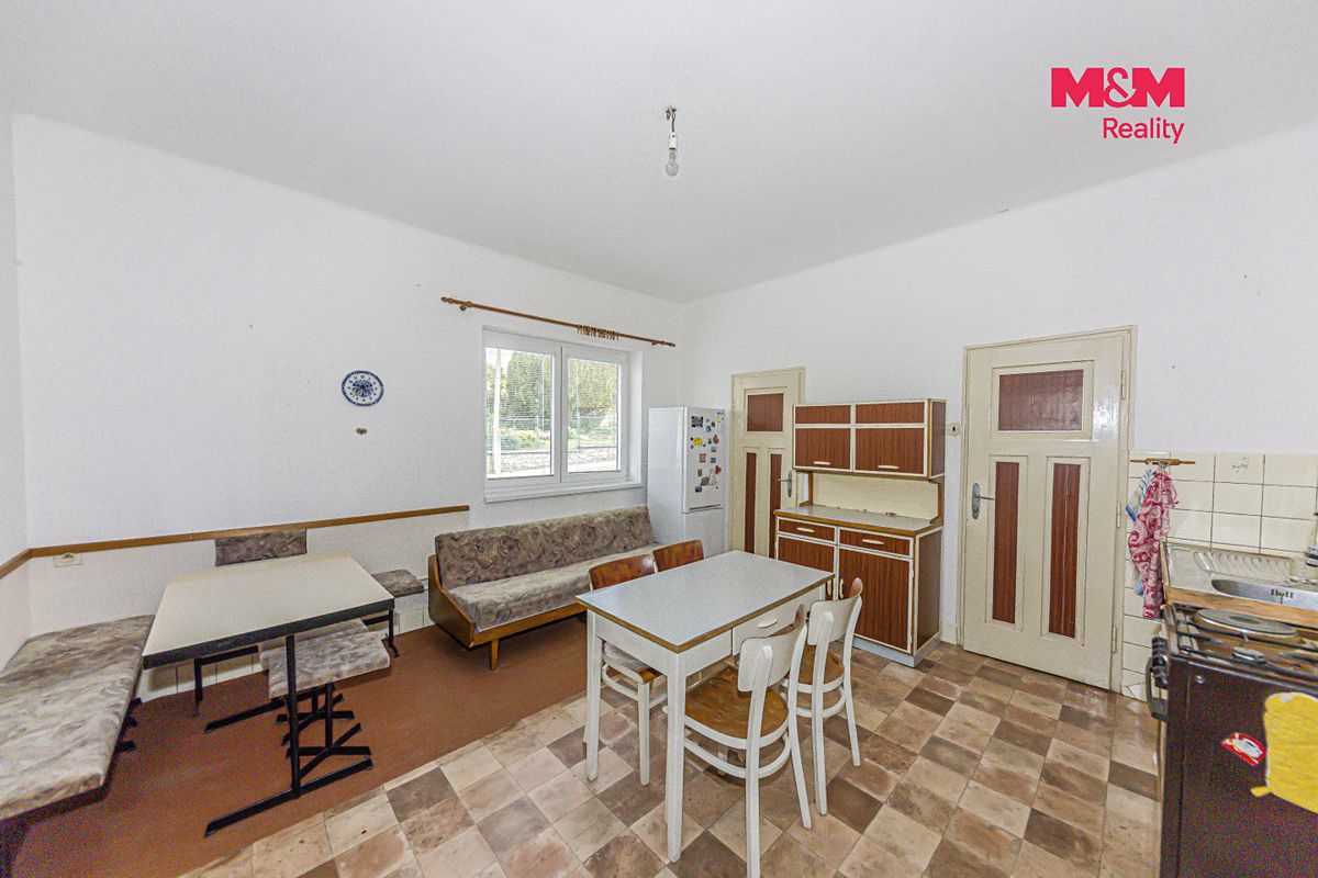 Prodej rodinného domu 120 m², pozemek 437 m² – fotografie 2
