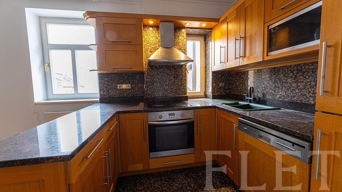 Pronájem bytu 3+1 117 m²