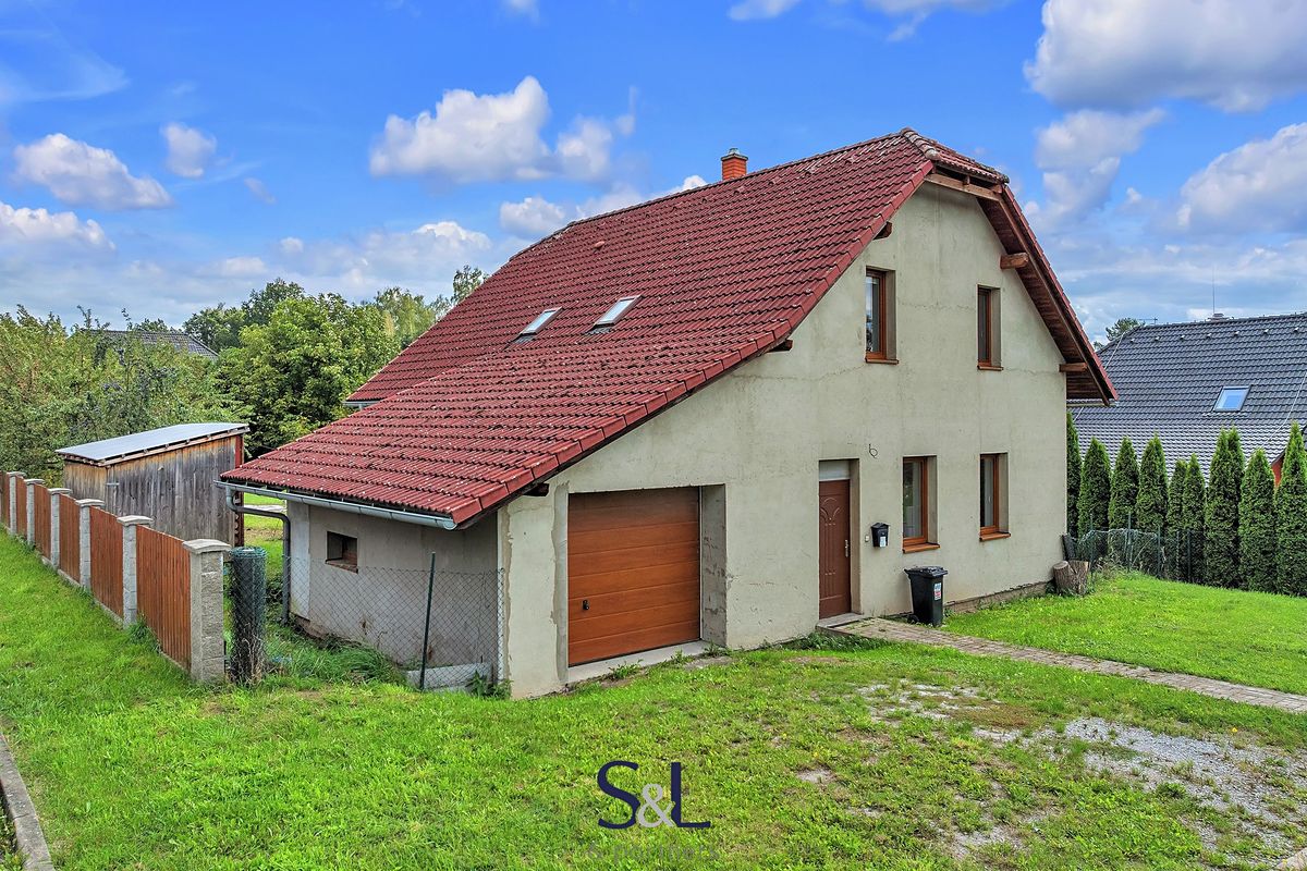 Prodej rodinného domu 141 m², pozemek 1121 m²