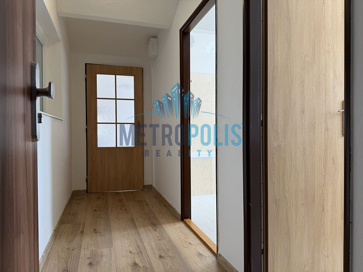 Pronájem bytu 2+1 86 m² – fotografie 5