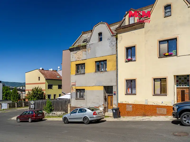 Prodej rodinného domu 120 m², pozemek 140 m², Ústí nad Labem – náhled fotky 1