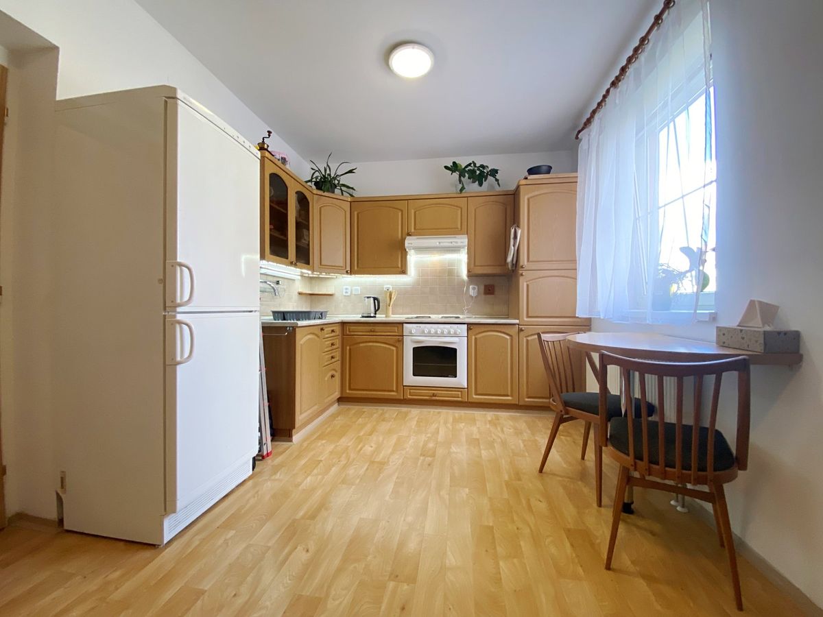 Pronájem bytu 1+kk 23 m² – fotografie 3