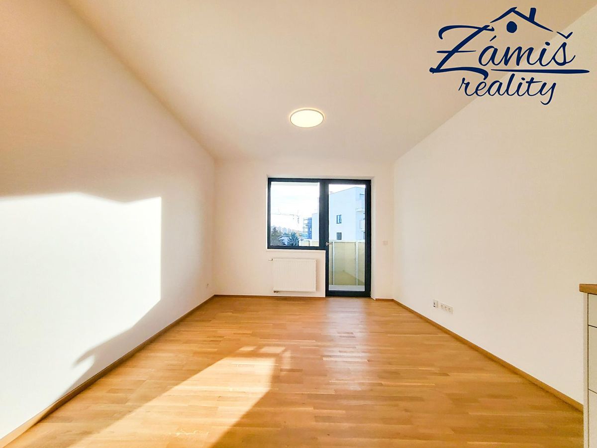 Pronájem bytu 2+kk 50 m² – fotografie 5