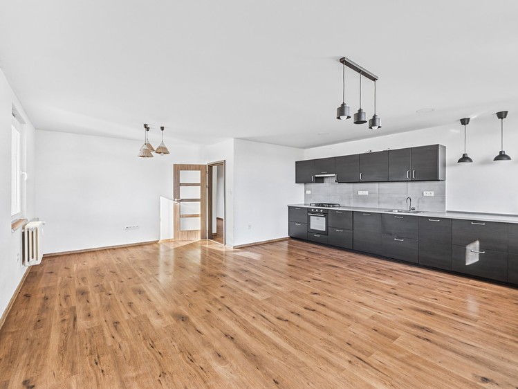 Prodej bytu 3+kk, 77 m² (1 z 34)