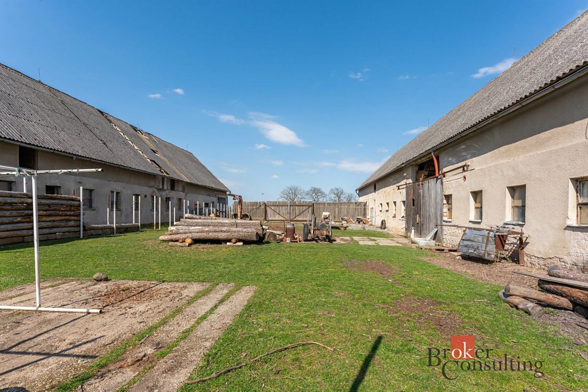 Prodej zemědělského objektu 1850 m² – fotografie 2