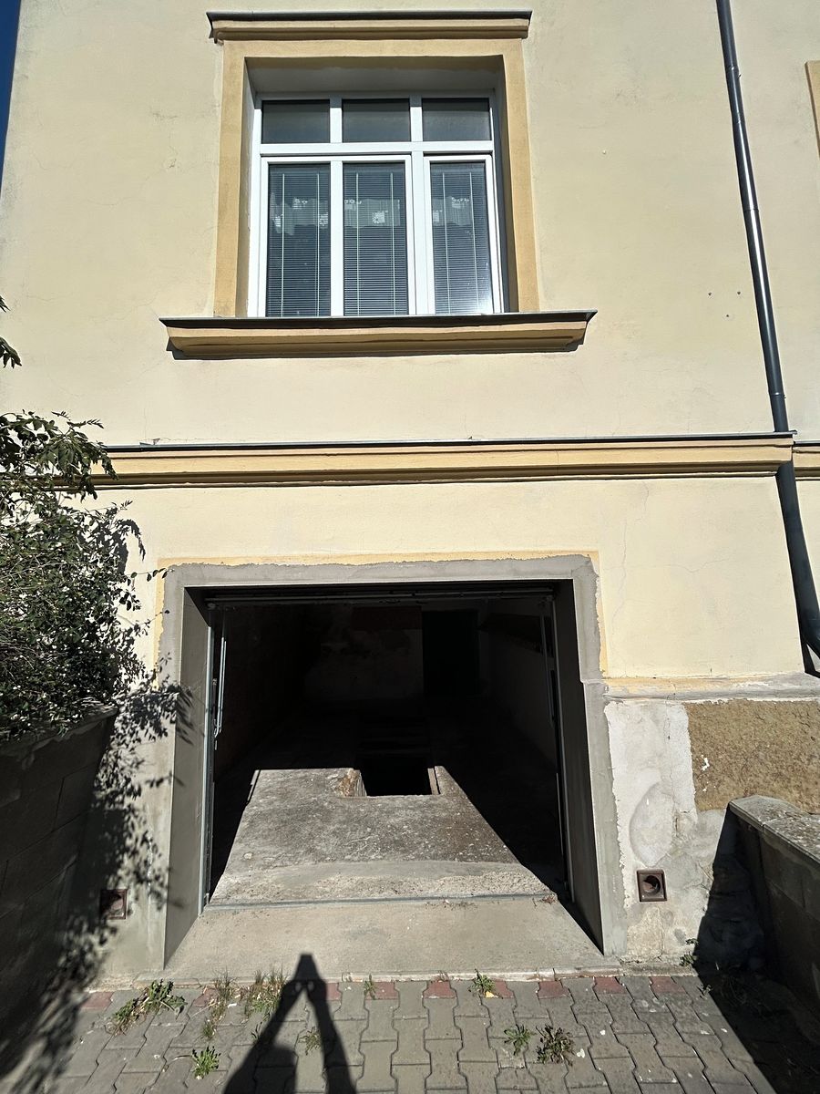 Pronájem garáže 45 m² – fotografie 2