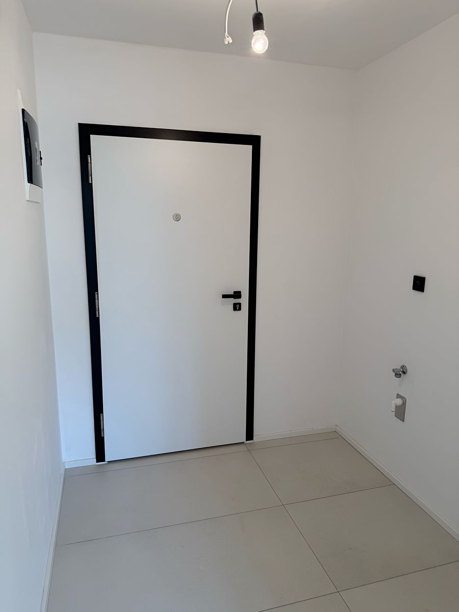 Pronájem bytu 1+kk 30 m² – fotografie 4
