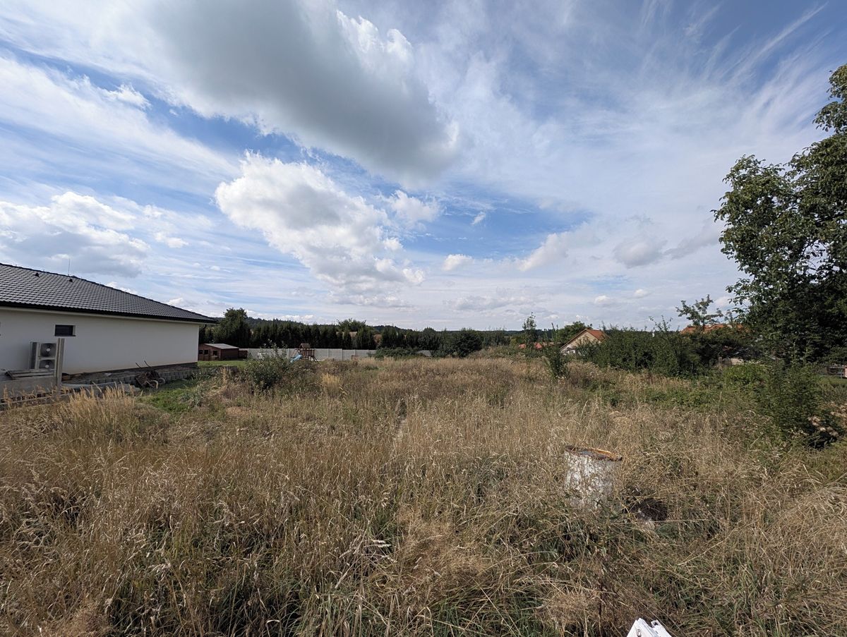 Prodej stavebního pozemku 1205 m², Vyžice – fotka 1 z 3