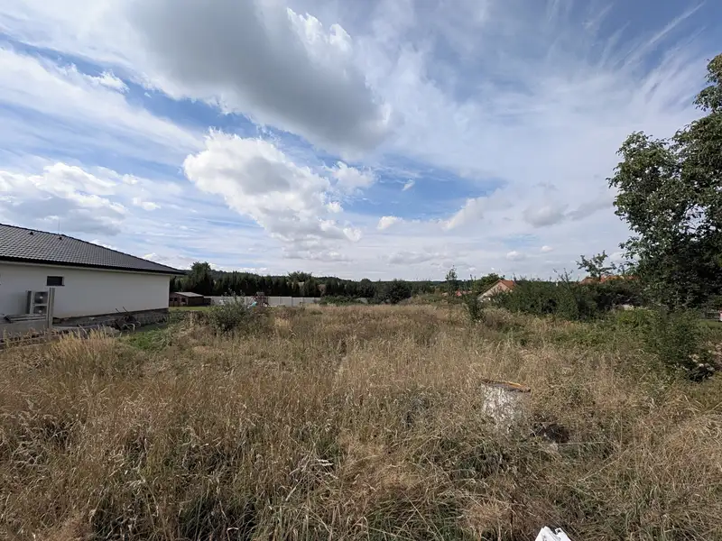 Prodej stavebního pozemku 1205 m², Vyžice – náhled fotky 1