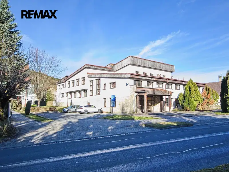 Prodej ubytovacího zařízení 1770 m², Velké Karlovice – náhled fotky 3