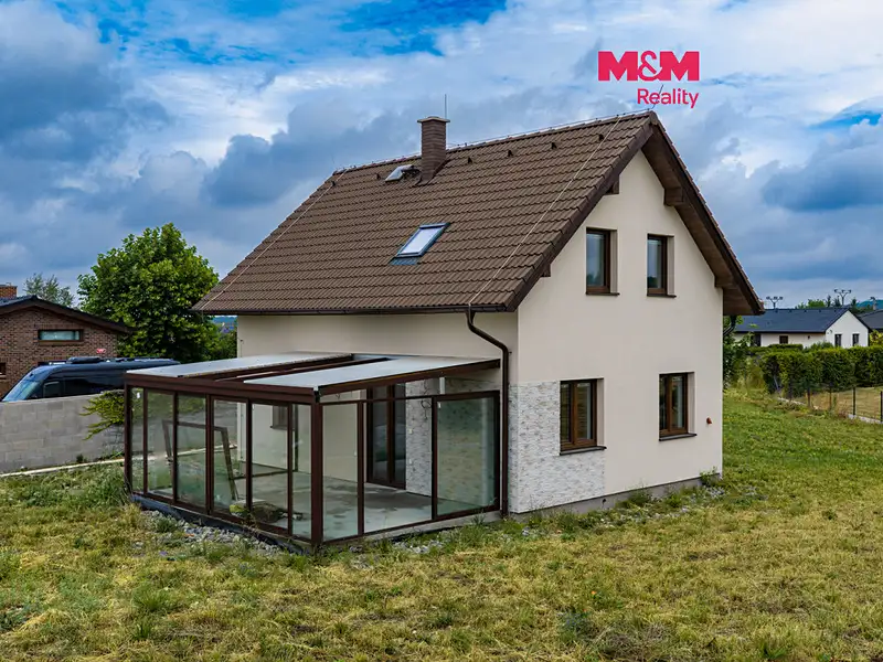 Prodej rodinného domu 90 m², pozemek 1000 m², Petkovy – náhled fotky 1