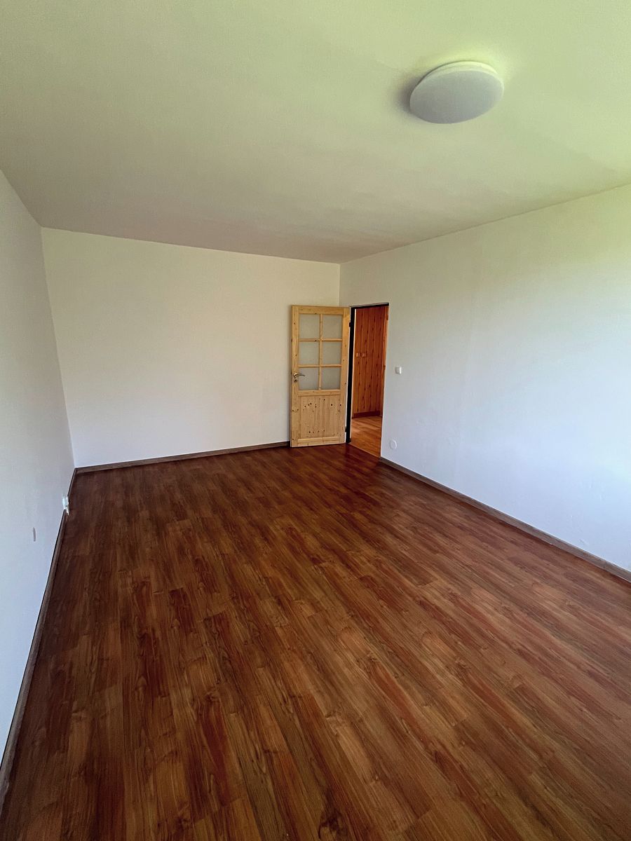 Pronájem bytu 3+1 72 m² – fotografie 2