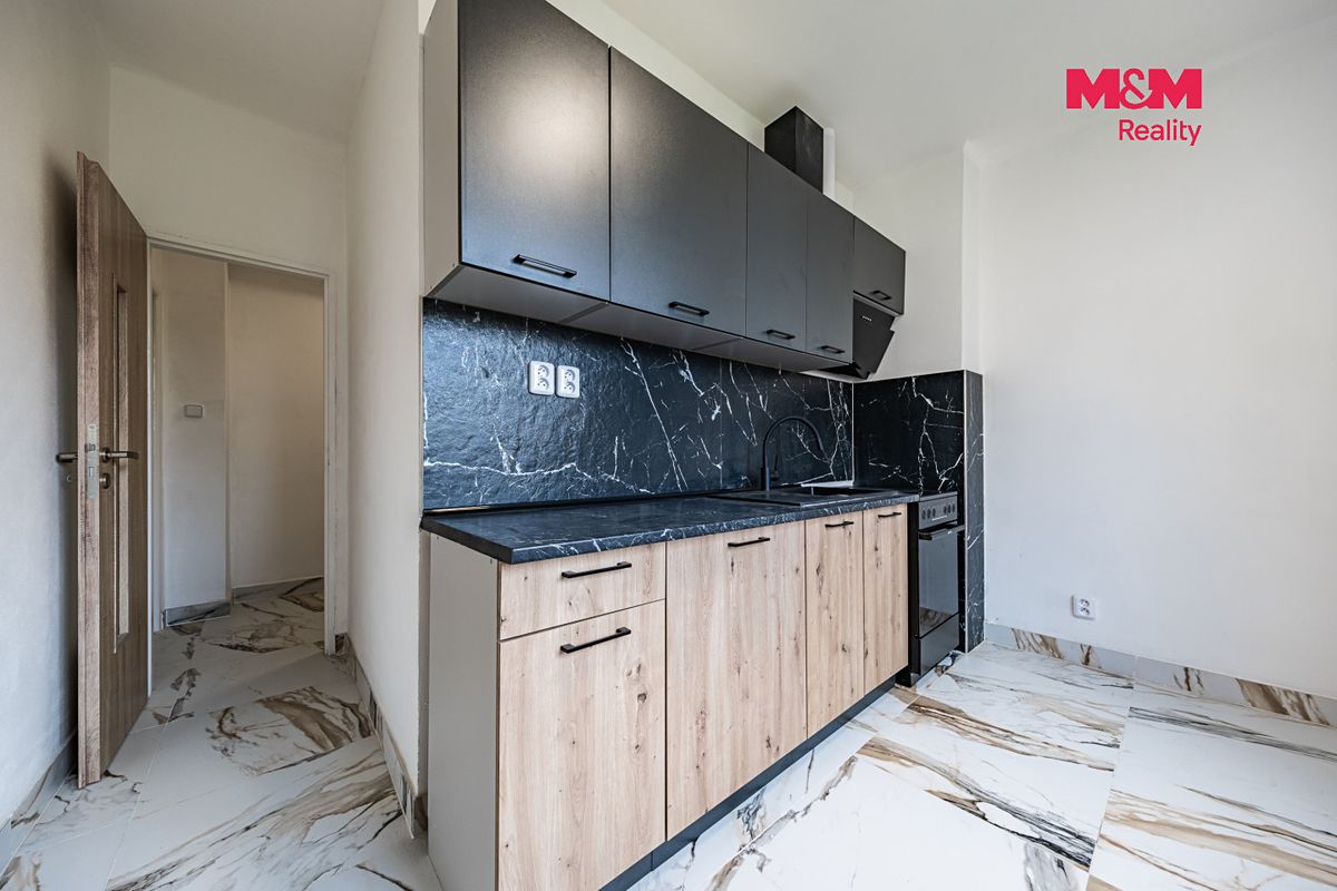 Pronájem bytu 2+1 55 m² – fotografie 3