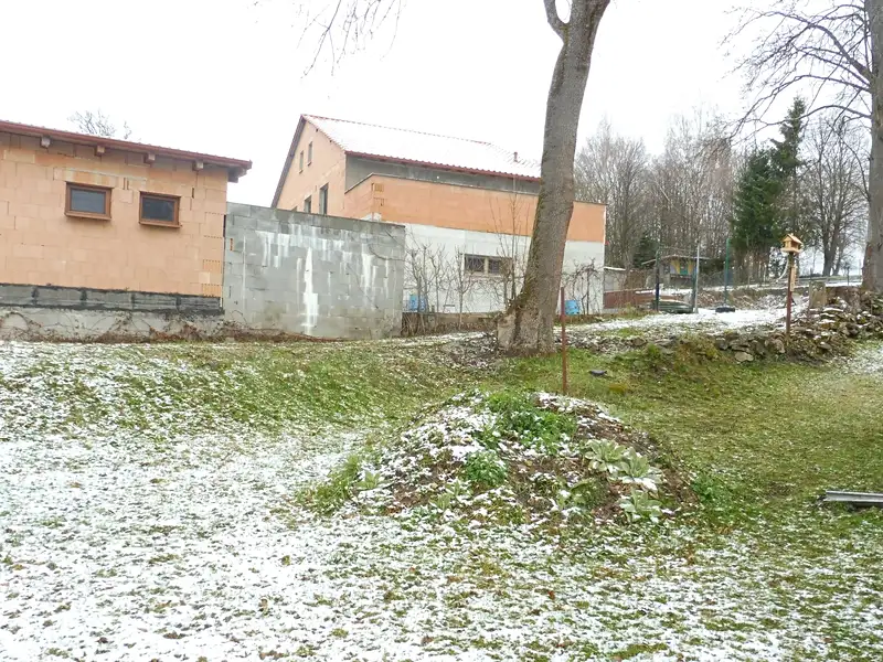 Dražba rodinného domu 328 m², pozemek 1477 m², Číměř – náhled fotky 3
