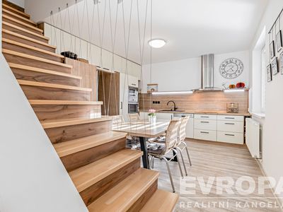 Prodej bytu 4+kk 104 m²