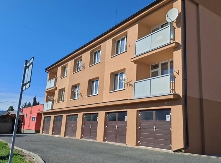 Prodej bytu 3+1, 64 m² (1 z 17)