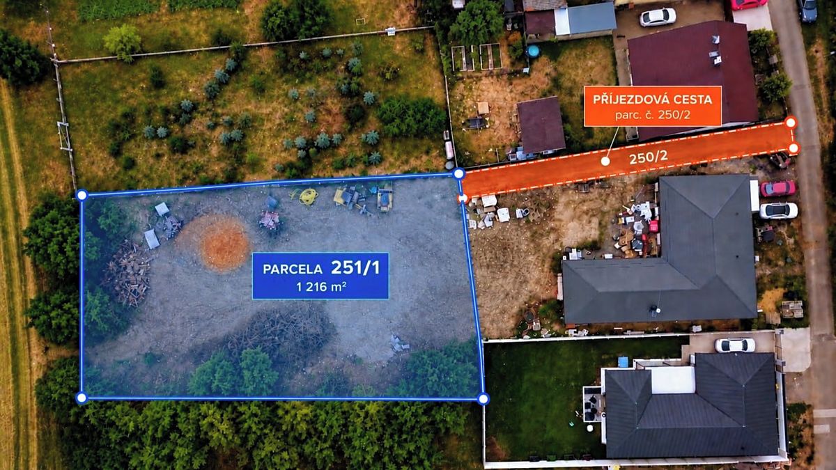Prodej stavebního pozemku 1360 m²