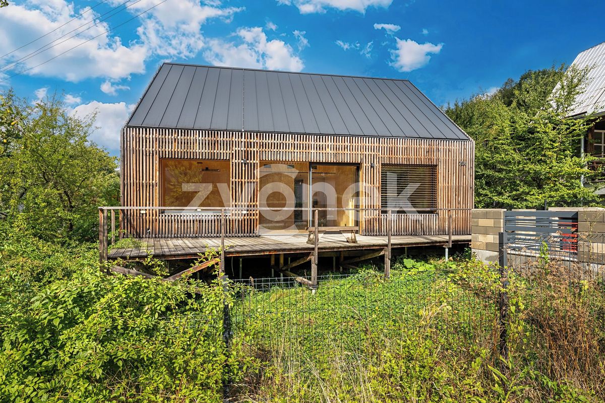 Prodej rodinného domu 145 m², pozemek 410 m² – fotografie 2