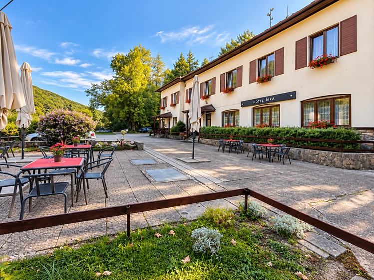 Prodej komerčního prostoru, 550 m² (5 z 29)