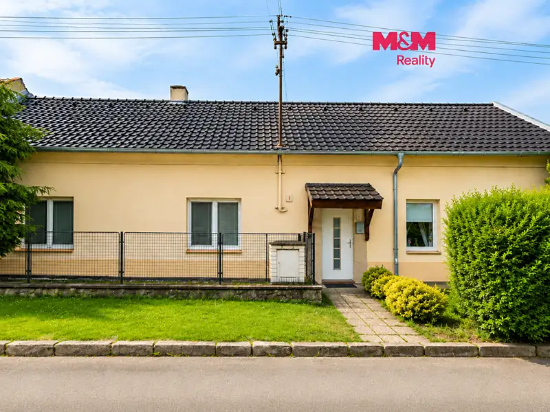 Prodej rodinného domu 92 m², pozemek 288 m², Plaňany – náhled fotky 1
