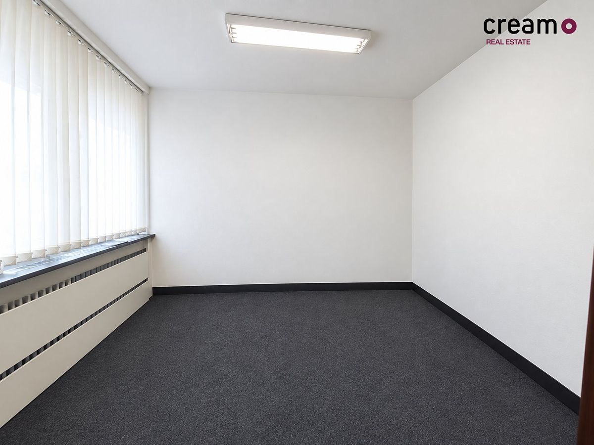 Pronájem kanceláře 16 m² – fotografie 2