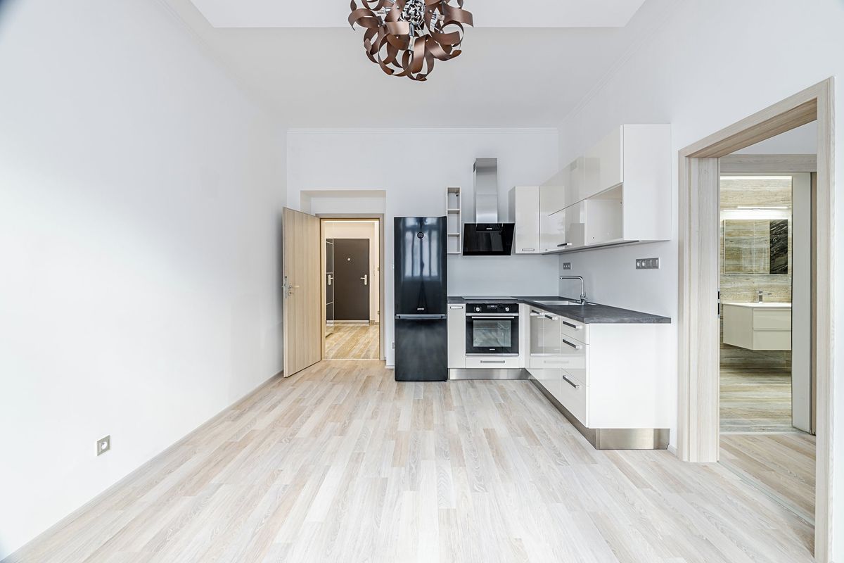 Pronájem bytu 2+kk 50 m² – fotografie 4