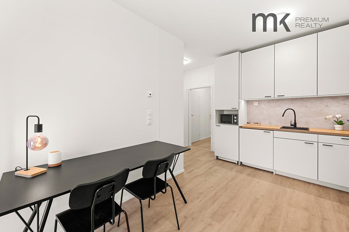 Pronájem bytu 1+kk 30 m² – fotografie 2