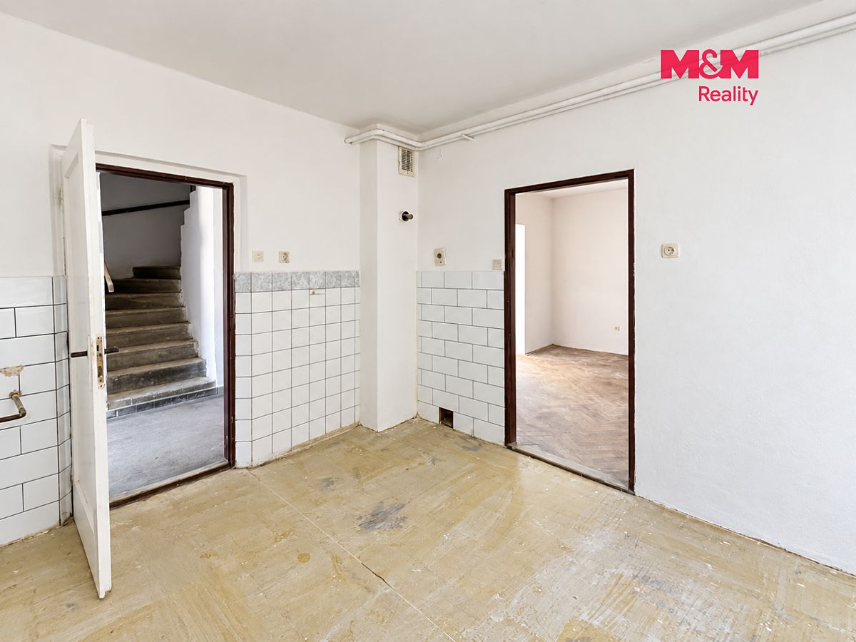 Prodej rodinného domu 75 m², pozemek 787 m² – fotografie 2