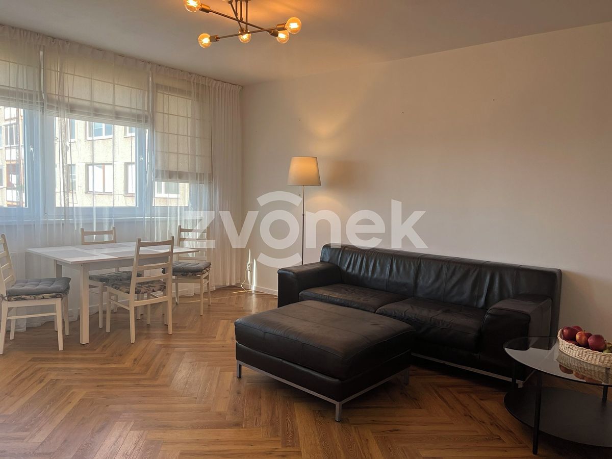 Pronájem bytu 3+1 72 m² – fotografie 3