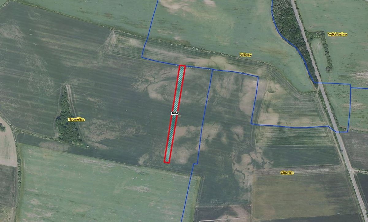 Prodej pole 7525 m², Neuměřice – fotka 1 z 3