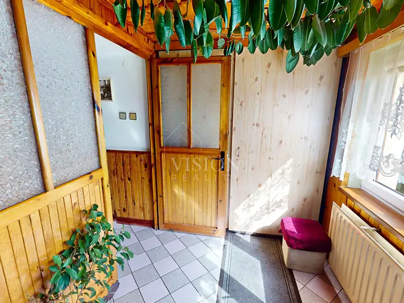 Prodej rodinného domu 200 m², pozemek 886 m², Kučeř – náhled fotky 2