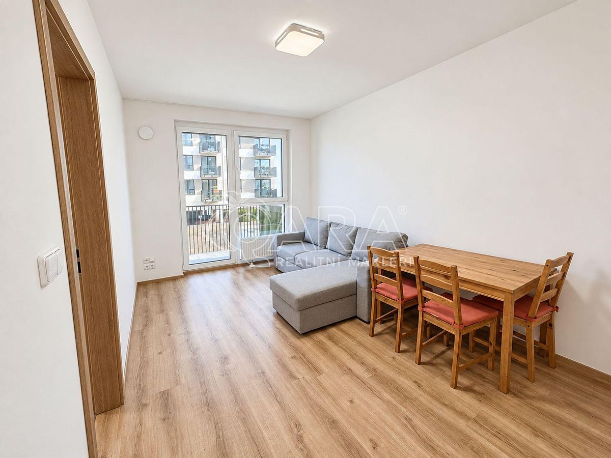 Pronájem bytu 2+kk 45 m²
