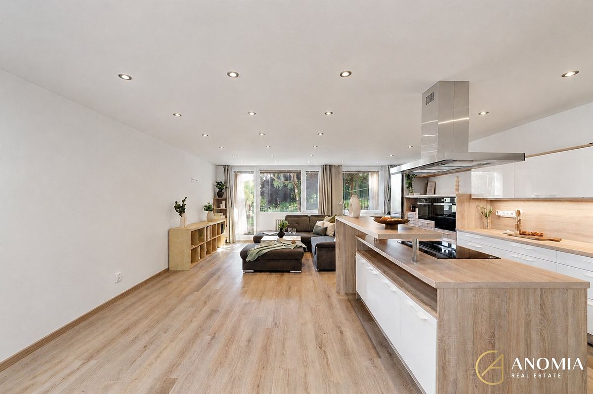Prodej bytu 4+kk 124 m², Praha – fotka 1 z 3