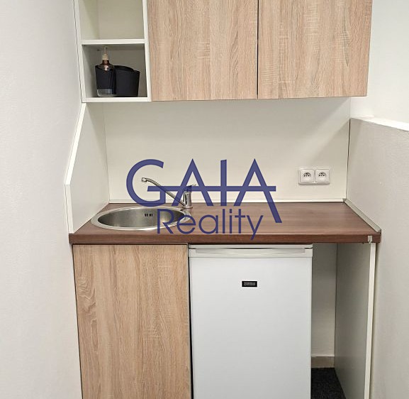 Pronájem komerčního prostoru, 27 m² (4 z 7)