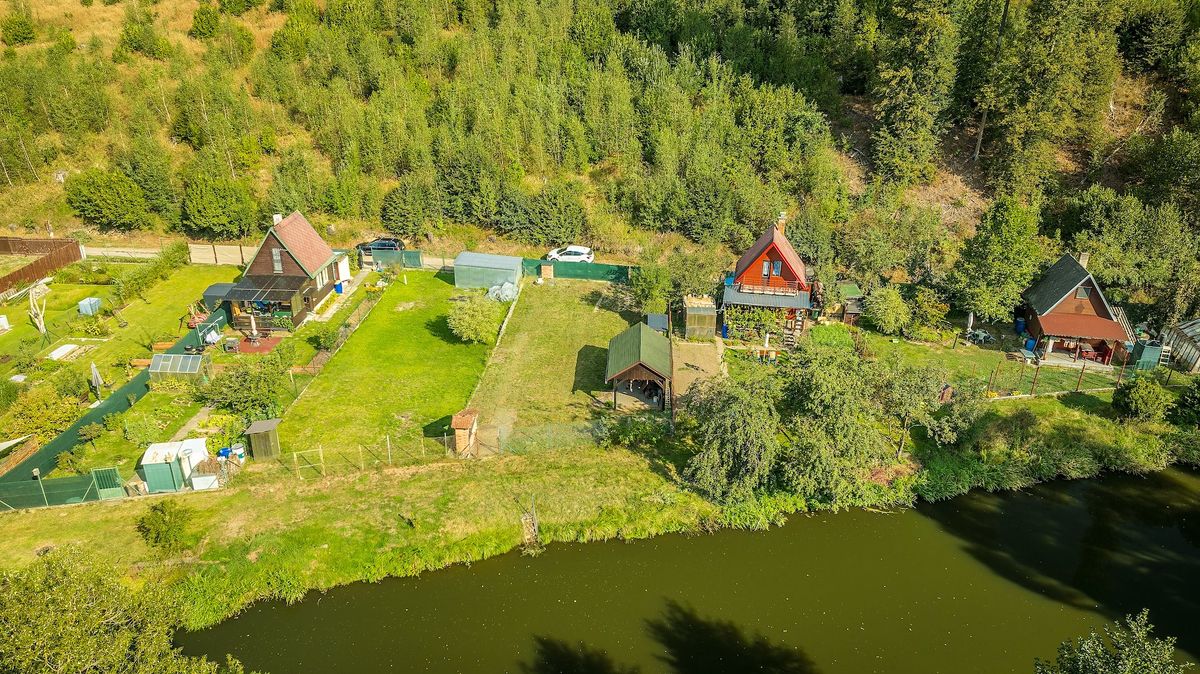 Prodej stavebního pozemku 310 m² – fotografie 2