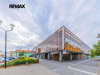 Pronájem obchodního prostoru 460 m²