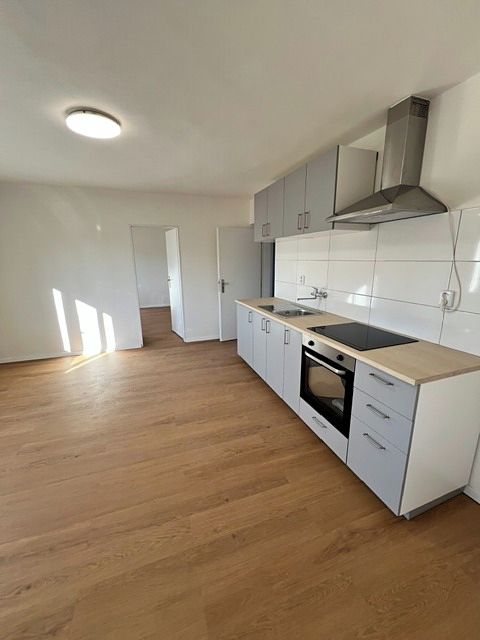 Pronájem bytu 3+kk 68 m²